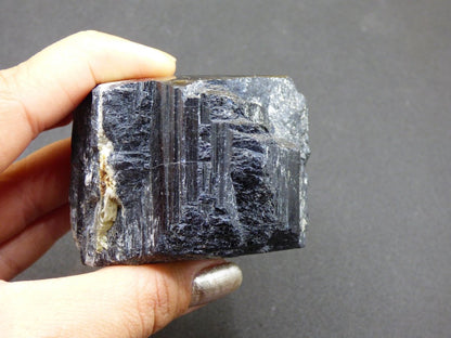 XL schwarzer Turmalin (Schörl) - Roh Anschliff - Deko Stufe groß Energie Heilung Strahlen Schutz Stein Heilstein Geschenk Haus Wohnung - Art of Nature Berlin