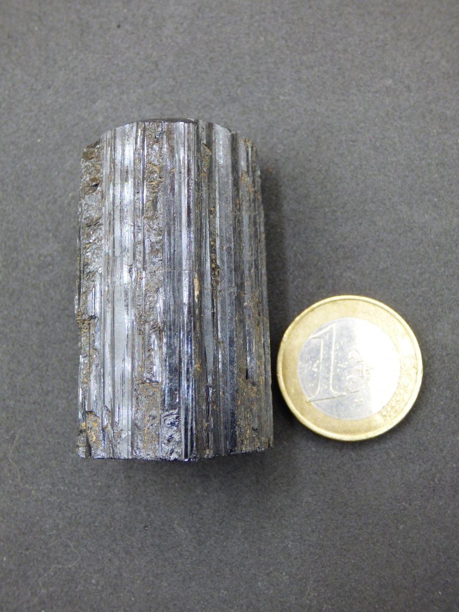 XL schwarzer Turmalin (Schörl) - Roh Anschliff - Deko Stufe groß Energie Heilung Strahlen Schutz Stein Heilstein Geschenk Haus Wohnung - Art of Nature Berlin