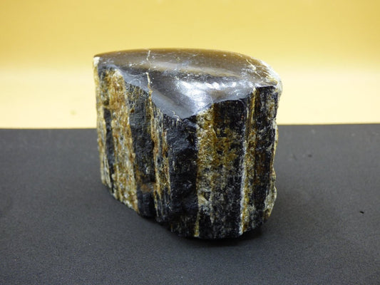 XL schwarzer Turmalin (Schörl) - Roh Anschliff - Deko Stufe groß Energie Heilung Strahlen Schutz Stein Heilstein Geschenk Haus Wohnung - Art of Nature Berlin