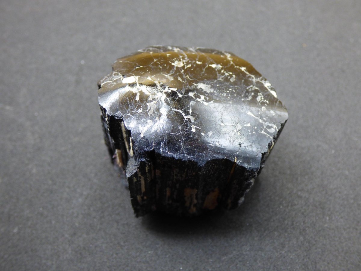 XL schwarzer Turmalin (Schörl) - Roh Anschliff - Deko Stufe groß Energie Heilung Strahlen Schutz Stein Heilstein Geschenk Haus Wohnung - Art of Nature Berlin