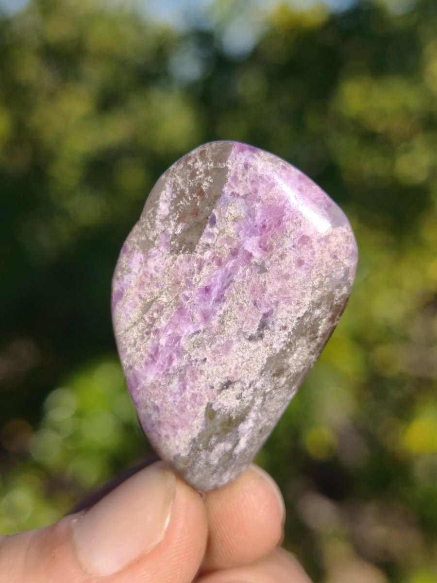 XL Sugilith / Sugilite Kette inkl. 925 Silberöse lila Edelstein Unikat Ethno Natur Heilstein Rarität Selten Flash Wow Sammler Investition - Art of Nature Berlin