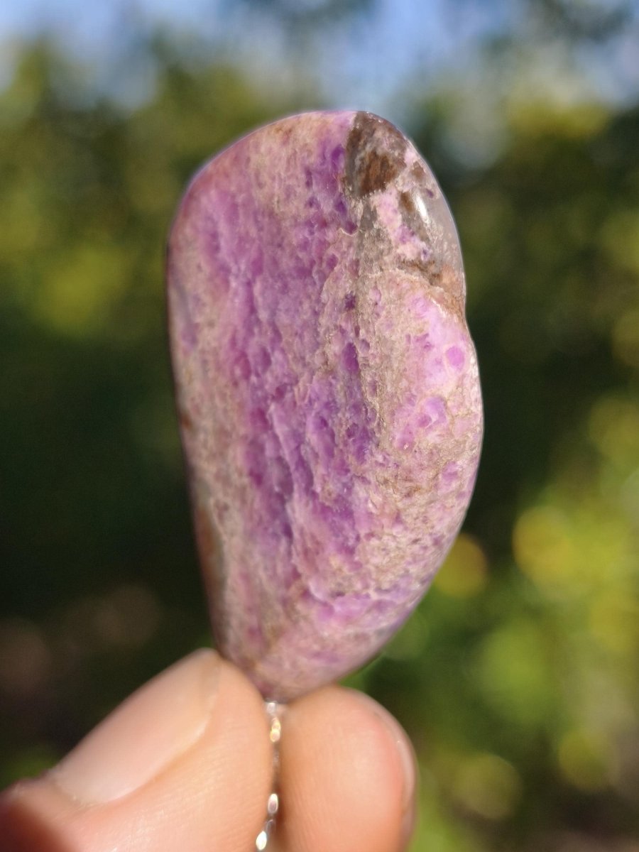 XL Sugilith / Sugilite Kette inkl. 925 Silberöse lila Edelstein Unikat Ethno Natur Heilstein Rarität Selten Flash Wow Sammler Investition - Art of Nature Berlin