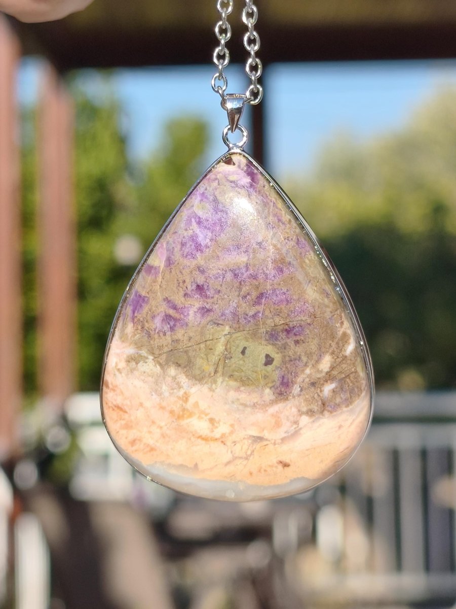XL Sugilith / Sugilite Kette Pektolith Ägirin Quarz 925 Silber Fassung lila Edelstein Natur Heilstein Energie Rarität Mann Frau Er Sie - Art of Nature Berlin