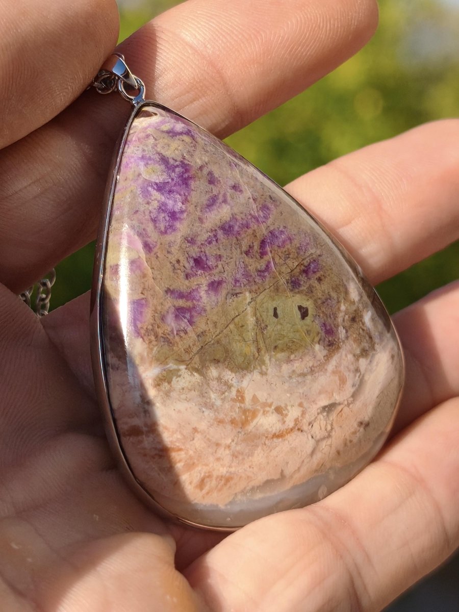 XL Sugilith / Sugilite Kette Pektolith Ägirin Quarz 925 Silber Fassung lila Edelstein Natur Heilstein Energie Rarität Mann Frau Er Sie - Art of Nature Berlin
