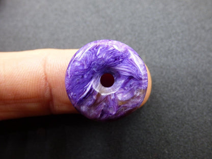 XS Charoit AAA Schutzdonut Edelstein Choker Kette Donut Rarität selten Schutzsymbol Heilstein Kristall Halschakra Ethno Frau Geschenk Er Sie - Art of Nature Berlin