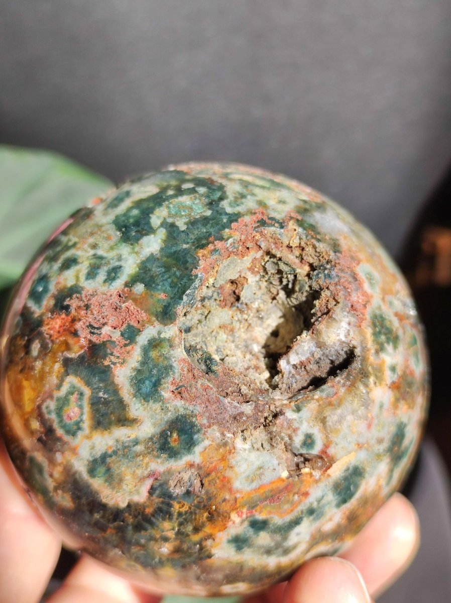XXL 8 Adern Ocean Jaspis Orbicular grün - Edelstein Kugel Natur Heilstein Deko Kristall Geschenk Er Sie Mann Frau Haus Wohnen Energie Selten - Art of Nature Berlin