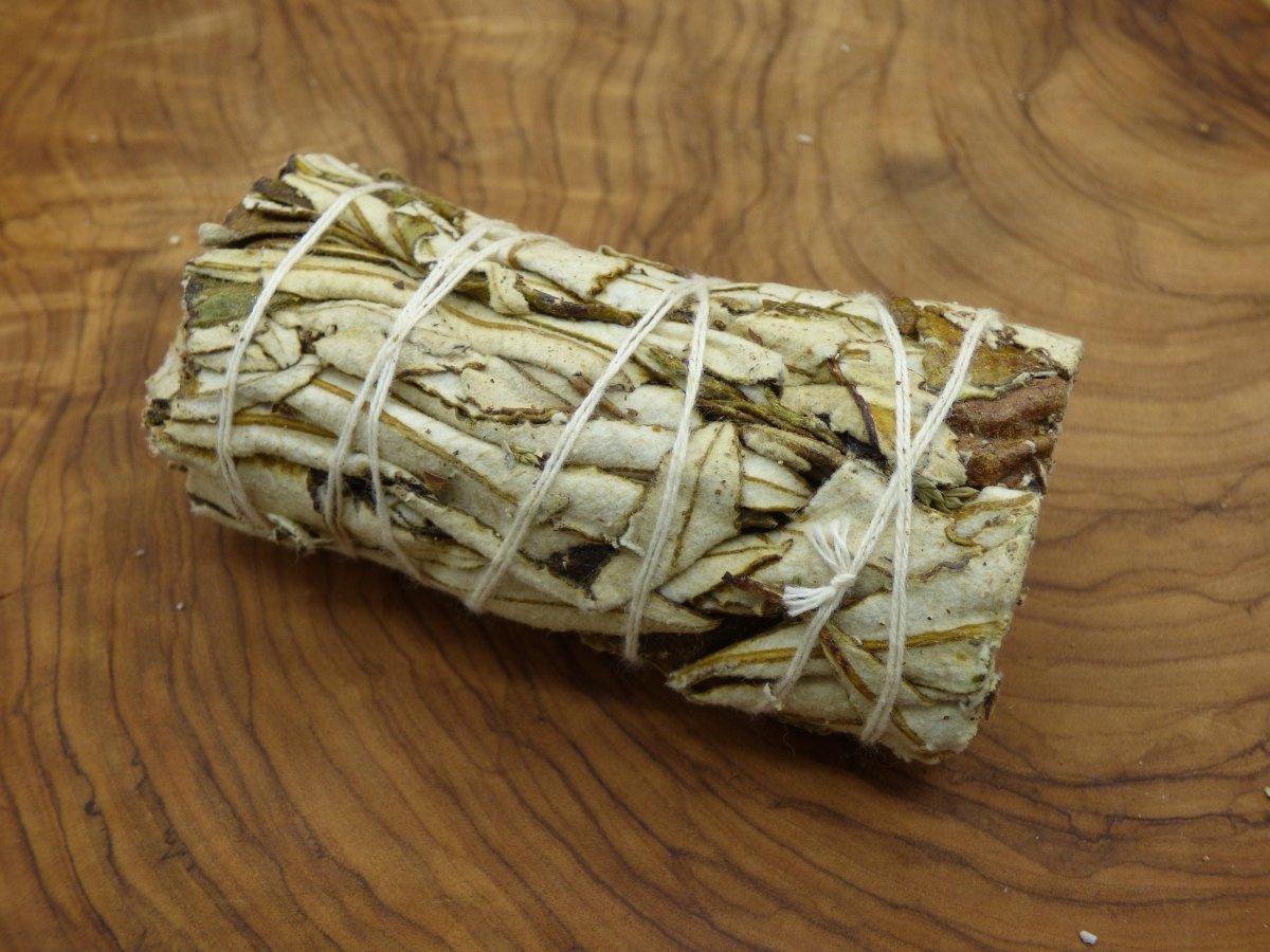 Yerba Santa Smudge (Heiliges Kraut) Räuchern Holz Harze Schamanen Indianer Geschenk Smudge Weihrauch Seele Ruhe Schutz Spirit Entspannung - Art of Nature Berlin