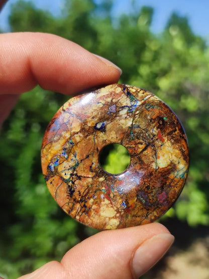 Zarinit Donut - Edelstein Kette Schutz Anhänger Geschenk Mann Frau Er Sie Freundin Kristall GOA Boho Natur Heilstein Selten Sammler Rarität - Art of Nature Berlin