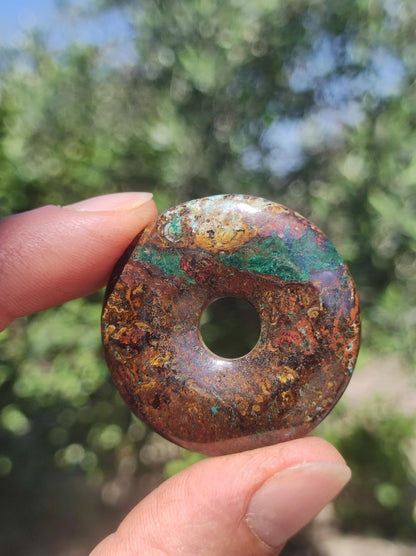 Zarinit Donut - Edelstein Kette Schutz Anhänger Geschenk Mann Frau Er Sie Freundin Kristall GOA Boho Natur Heilstein Selten Sammler Rarität - Art of Nature Berlin