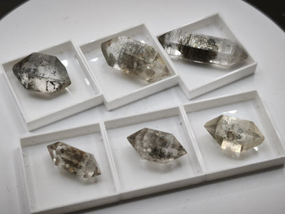 Zepter-Chloritquarz aus Erongo Namibia – 6 Kristalle zur Auswahl – 21–34 mm Doppelender Natürlich Kristall Stufe Sammler Mineral Geschenk - Art of Nature Berlin