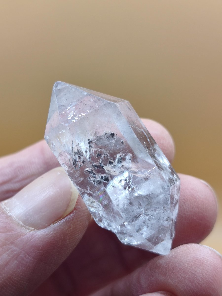 Zepter Chloritquarz aus Erongo Namibia | Klarer Bergkristall mit schwarzen Chlorit-Einschlüssen Natur Kristall Unikat Stufe Sammler Mineral - Art of Nature Berlin