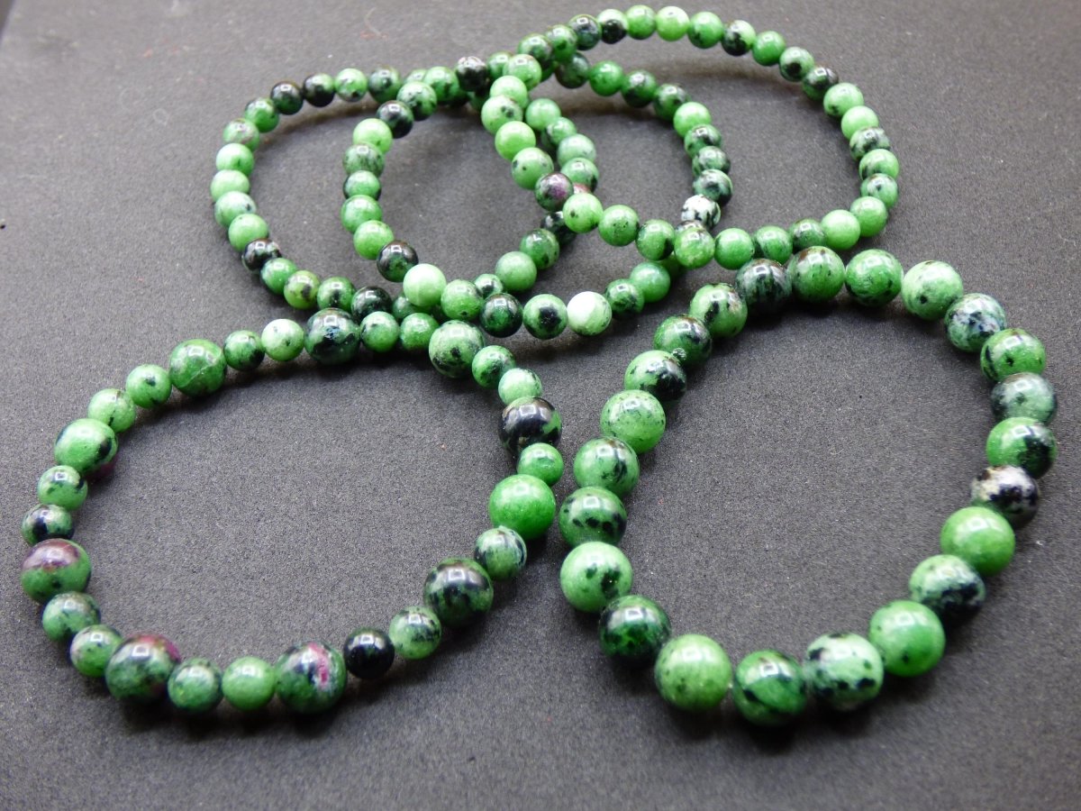 Zoisit - Edelstein Armband grün Heilstein Mann Frau Glück HIPPIE GOA Boho Tibet Ethno Natur Rarität Geschenk Unikat - Art of Nature Berlin