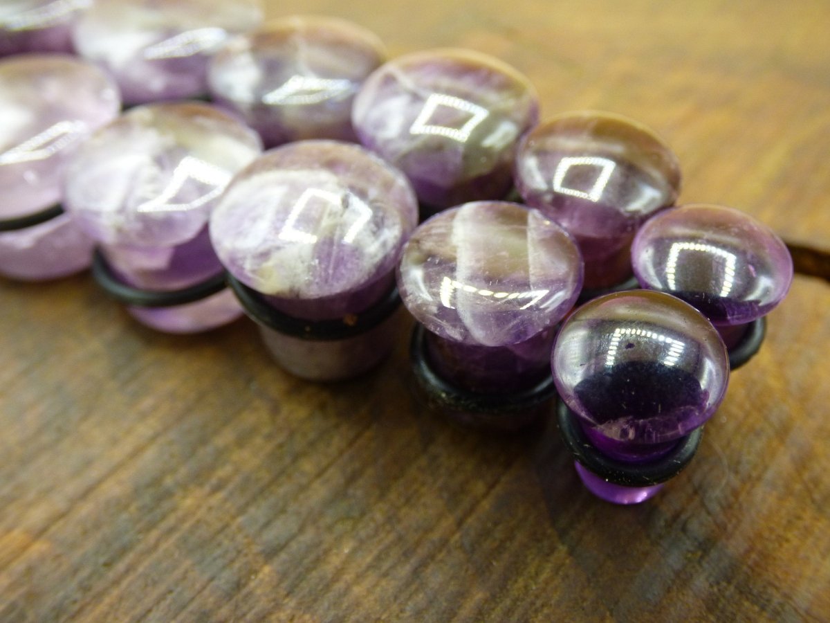 1x Amethyst Edelstein Plug Tunnel (6-16mm) Ohr~GOA~Ethno~Boho~Heilstein ~Flash - Art of Nature Berlin