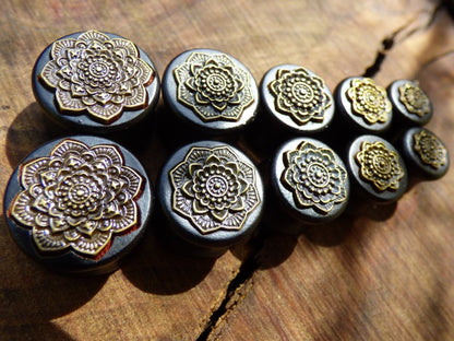 1x Holz Blumen Mandala Plugs Tunnel Ohr (10-18mm) ~GOA ~Hippie ~Boho ~Ethno ~Natur - Art of Nature Berlin