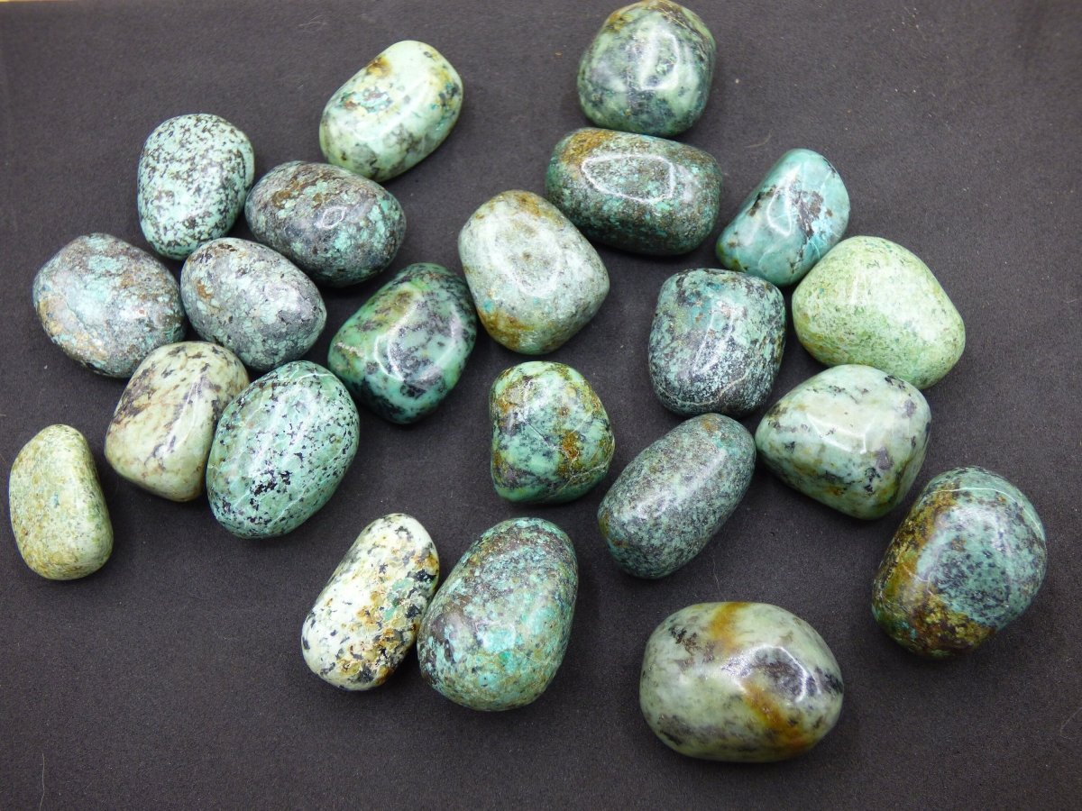 3x Cuprit Chrysocolll Trommelstein Edelstein rund Dekostein Wasserstein Edelsteinwasser Chakra Heilstein Naturmedizin Energiewasser - Art of Nature Berlin