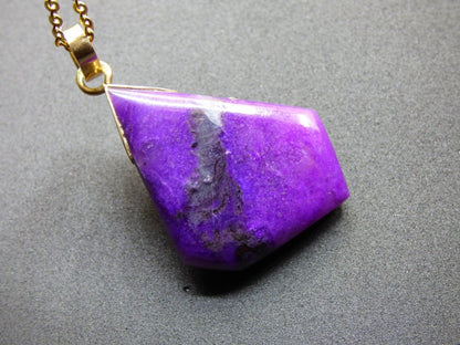 AAAAA Sugilith Sugilite 585 14k Gold ~ Edelstein Kette Heilstein Kristall Meditation Energie Rarität Selten Sammler Investition Wertanlage - Art of Nature Berlin