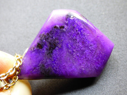 AAAAA Sugilith Sugilite 585 14k Gold ~ Edelstein Kette Heilstein Kristall Meditation Energie Rarität Selten Sammler Investition Wertanlage - Art of Nature Berlin