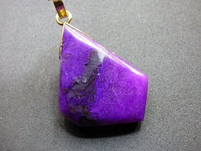 AAAAA Sugilith Sugilite 585 14k Gold ~ Edelstein Kette Heilstein Kristall Meditation Energie Rarität Selten Sammler Investition Wertanlage - Art of Nature Berlin