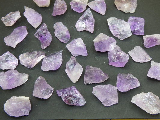 Amethyst AAA Roh klar Wassersteine lila Auf+Entladen Edelsteine Wasserstein Trinkwasser Edelsteinwasser Chakra Heilstein Natur Energiewasser - Art of Nature Berlin