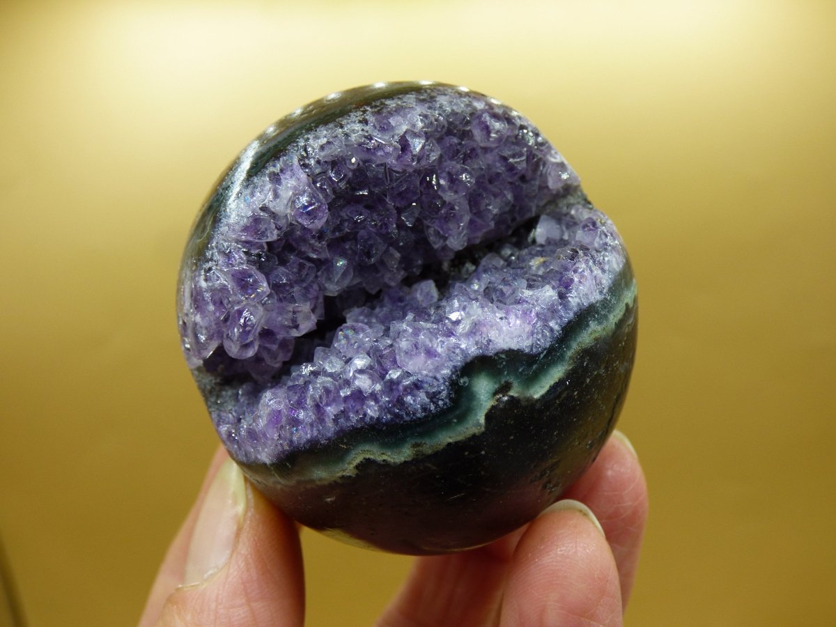 Amethyst Geode Kugel ~ Magische Edelstein Deko Kristall Stufe Sphere Ball Heilstein Spielkugel Meditation HIPPIE GOA Boho Ethno lila Energie - Art of Nature Berlin