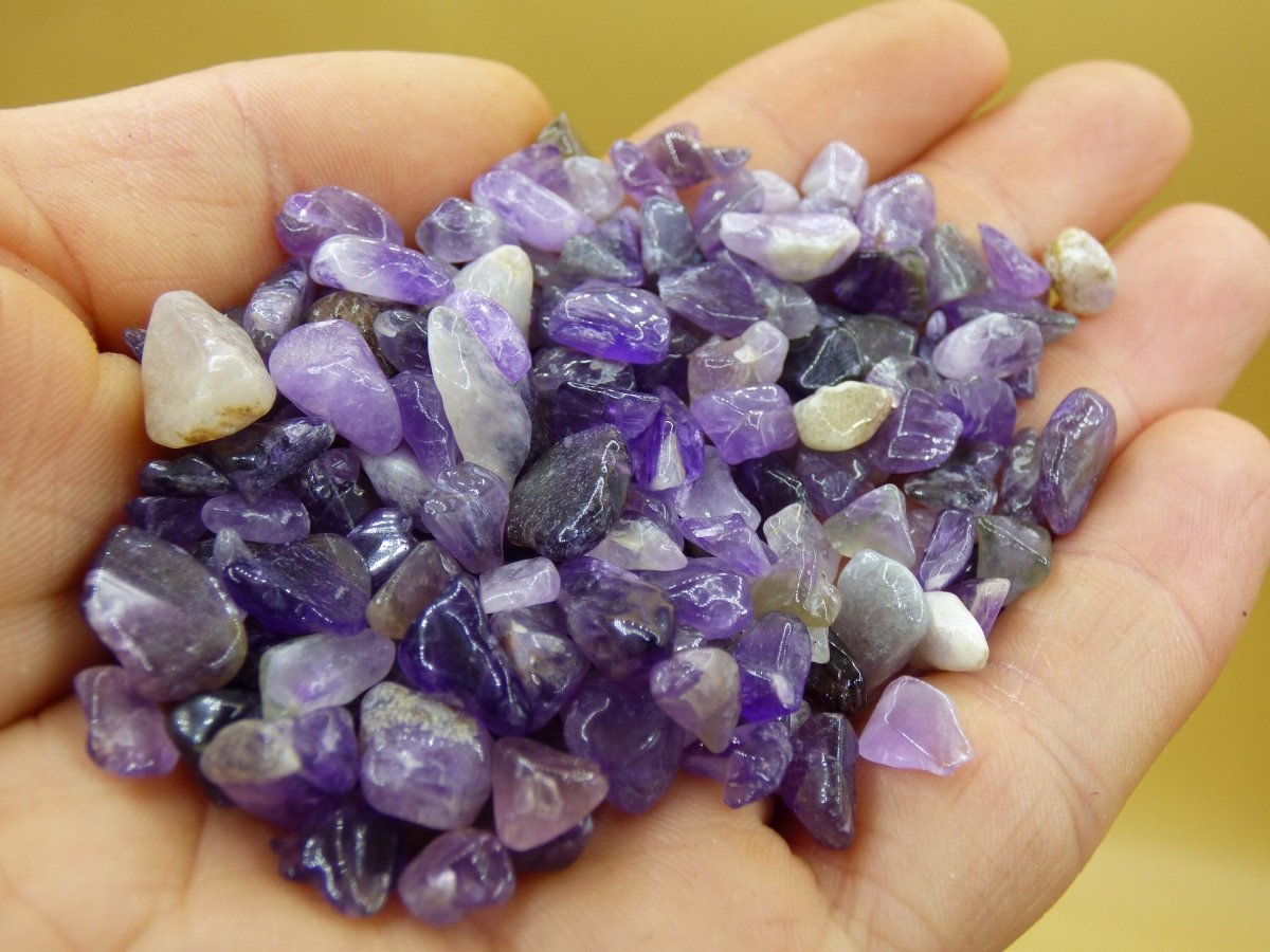 Amethyst Kies Edelsteine Splitter zum Aufladen Entladen Edelsteine & Wasserstein für Trinkwasser Chakra Heilstein Energiewasser Ametist - Art of Nature Berlin