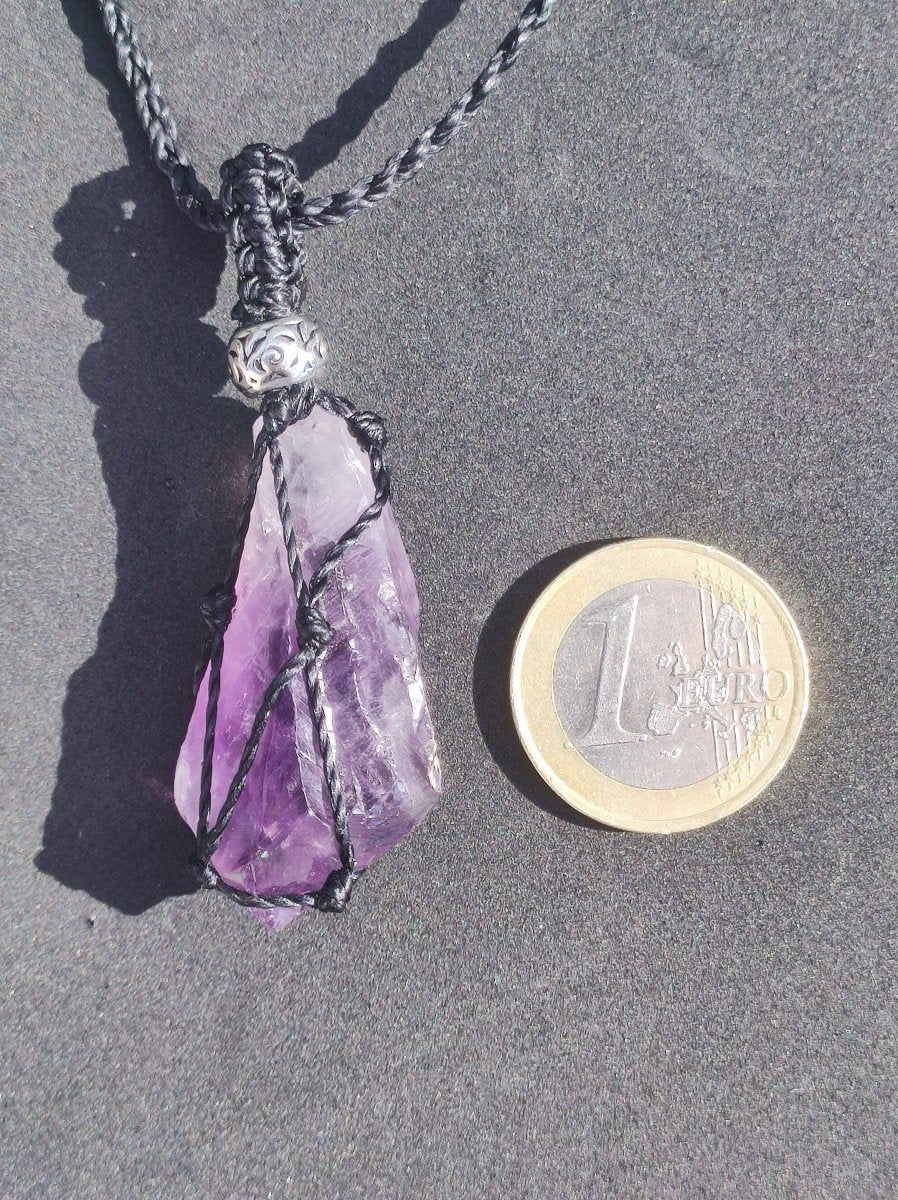 Amethyst roh ~ Makramee Edelstein Kette lila Natur Rarität Heilstein Kristall HIPPIE Boho Mann Frau Mutter Geschenk Er Sie roh Mineral - Art of Nature Berlin