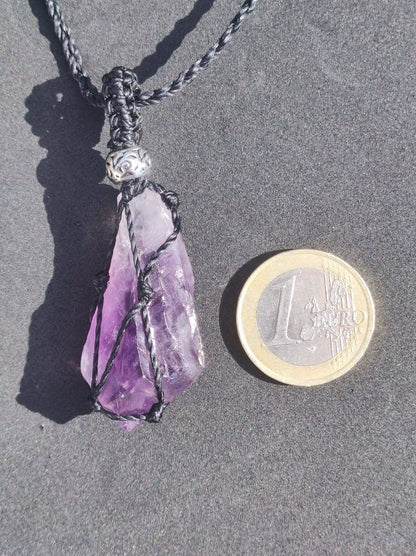 Amethyst roh ~ Makramee Edelstein Kette lila Natur Rarität Heilstein Kristall HIPPIE Boho Mann Frau Mutter Geschenk Er Sie roh Mineral - Art of Nature Berlin