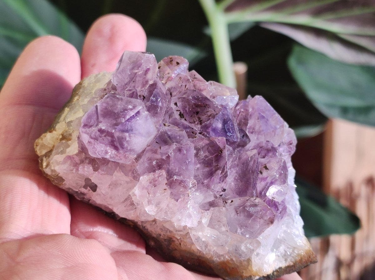 Amethyst Stufe ~ Magische Edelstein Deko Crystal Meditation ~HIPPIE ~GOA~Boho~Ethno ~Energie Heilstein Deko Haus Wohnung Reinigen - Art of Nature Berlin