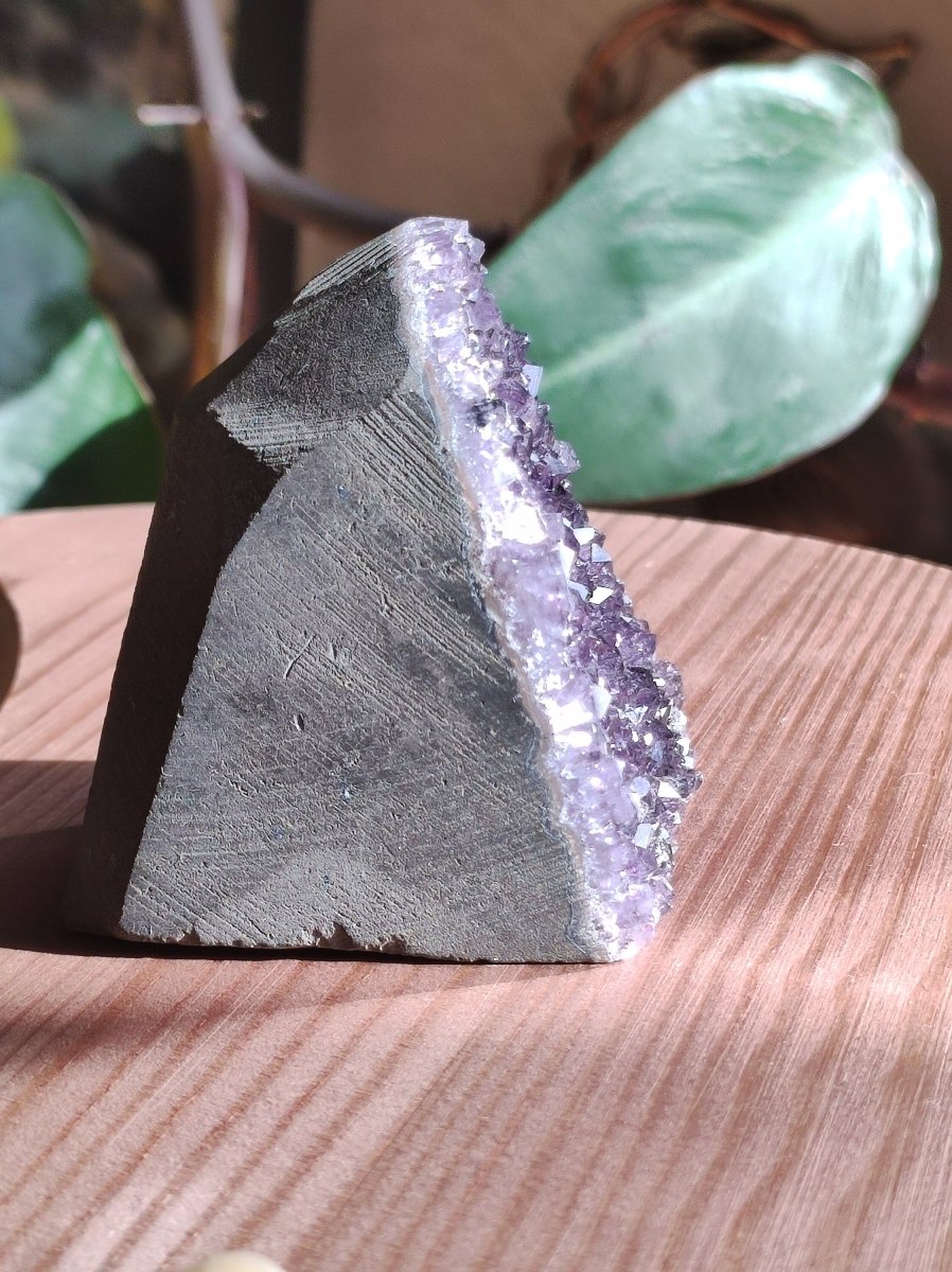 Amethyst Stufe ~ Magische Edelstein Deko Crystal Meditation ~HIPPIE ~GOA~Boho~Ethno ~Energie Heilstein Deko Haus Wohnung Reinigen - Art of Nature Berlin