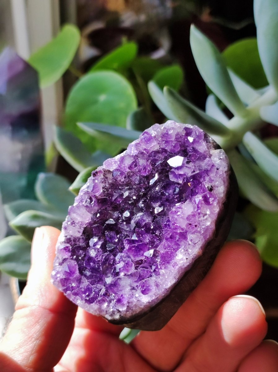 Amethyst Stufe ~ Magische Edelstein Deko Crystal Meditation ~HIPPIE ~GOA~Boho~Ethno ~Energie Heilstein Deko Haus Wohnung Reinigen - Art of Nature Berlin