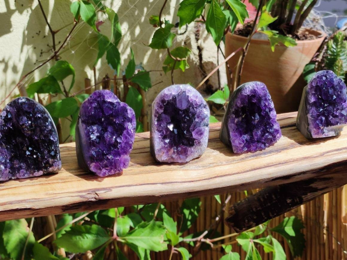 Amethyst Stufe ~ Magische Edelstein Deko Crystal Meditation ~HIPPIE ~GOA~Boho~Ethno~Heilstein - Art of Nature Berlin