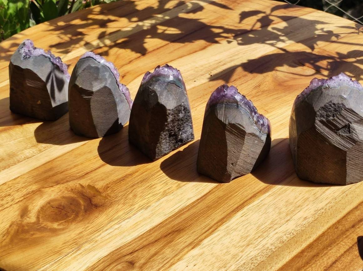 Amethyst Stufe ~ Magische Edelstein Deko Crystal Meditation ~HIPPIE ~GOA~Boho~Ethno~Heilstein - Art of Nature Berlin