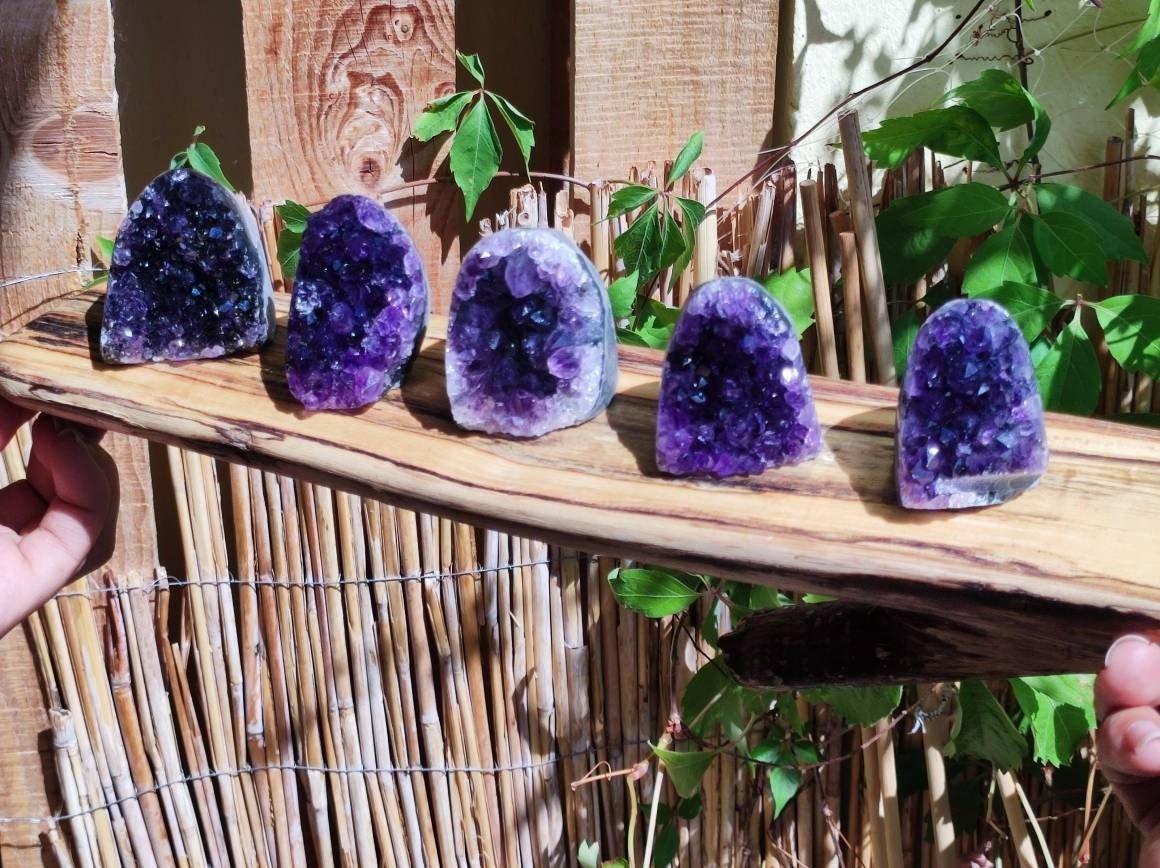 Amethyst Stufe ~ Magische Edelstein Deko Crystal Meditation ~HIPPIE ~GOA~Boho~Ethno~Heilstein - Art of Nature Berlin