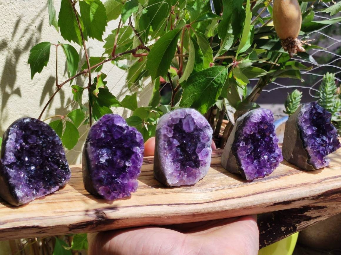 Amethyst Stufe ~ Magische Edelstein Deko Crystal Meditation ~HIPPIE ~GOA~Boho~Ethno~Heilstein - Art of Nature Berlin