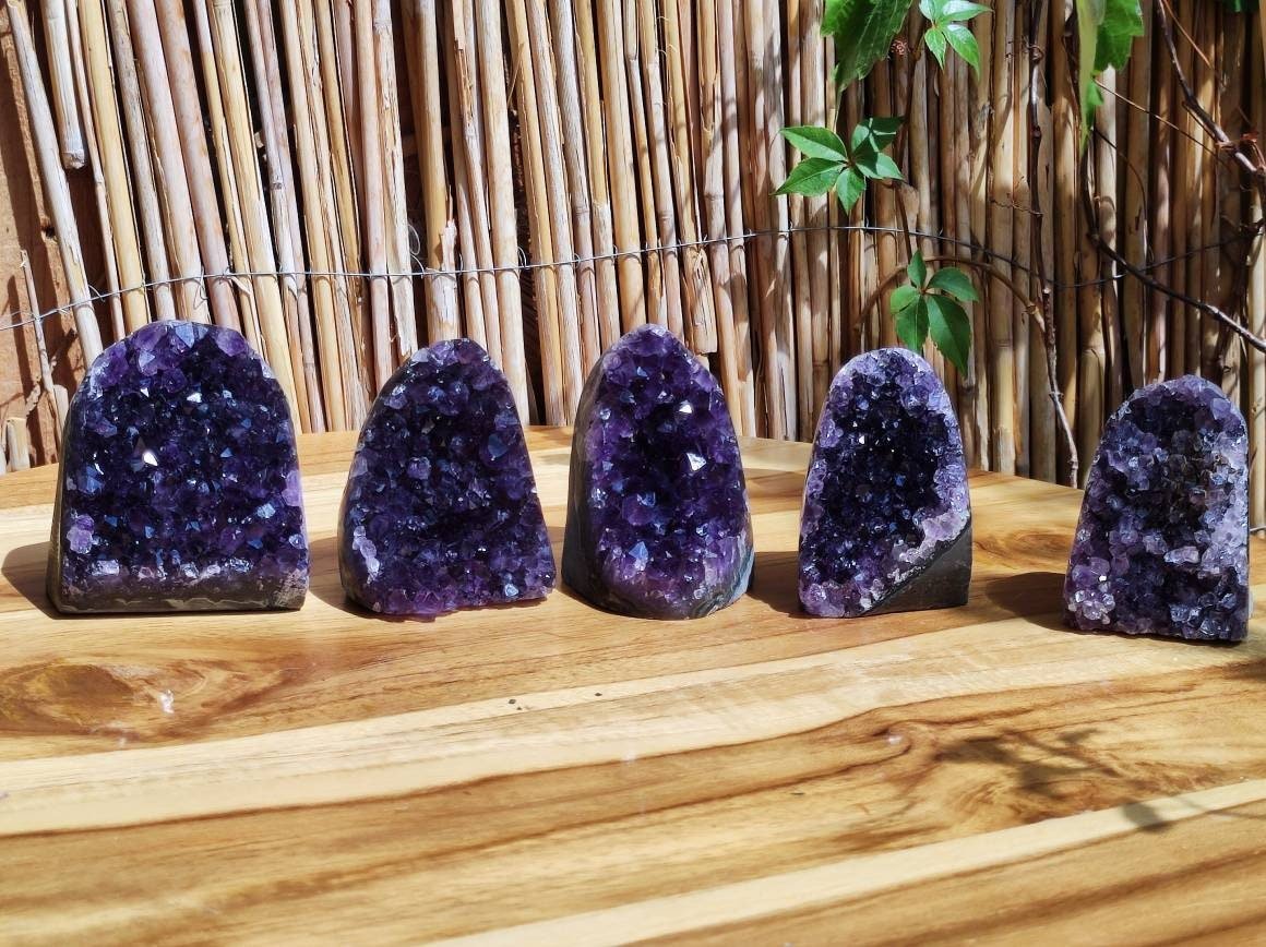 Amethyst Stufe ~ Magische Edelstein Deko Crystal Meditation ~HIPPIE ~GOA~Boho~Ethno~Heilstein - Art of Nature Berlin