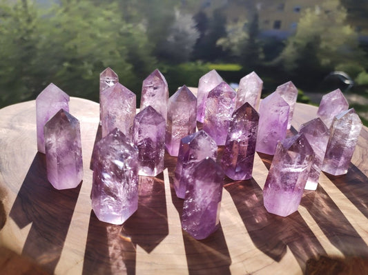 Amethyst Turm Spitze lila ~ Kristall Point ~ Magische Edelstein Deko Obelisk Massagestab Crystal HIPPIE GOA Ethno Heilstein Naturschatz - Art of Nature Berlin