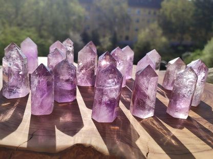 Amethyst Turm Spitze lila ~ Kristall Point ~ Magische Edelstein Deko Obelisk Massagestab Crystal HIPPIE GOA Ethno Heilstein Naturschatz - Art of Nature Berlin