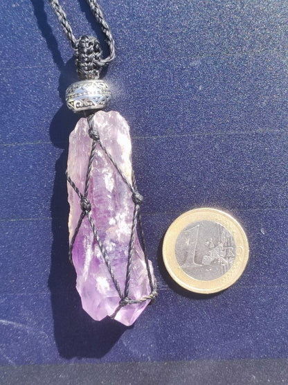 Amethyst (XL) roh ~ Makramee Edelstein Kette Natur Heilstein lila Kristall blau Rarität Anhänger Mann Frau Er Sie Geschenk Wunderschön Edel - Art of Nature Berlin