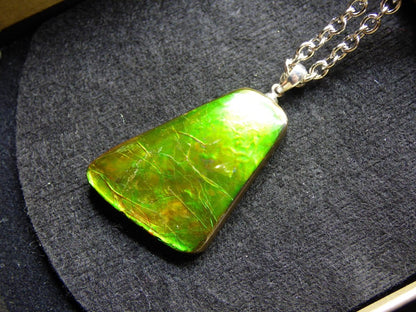 Ammolite Edelstein Kette 925 Sterling Silber ~ Opalisierend ~HIPPIE~GOA~Boho~Ethno~Nature~Heilstein~Fossil~Selten~Sammler~Magic~Grün~Flash - Art of Nature Berlin