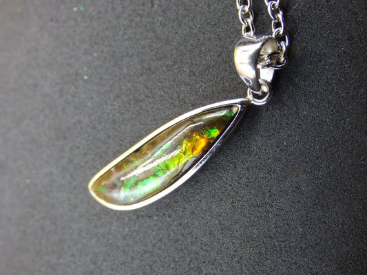 Ammolite Edelstein Kette 925 Sterling Silber ~ Opalisierend ~HIPPIE~GOA~Boho~Ethno~Nature~Heilstein~Fossil~Selten~Sammler~Magic~Grün~Flash - Art of Nature Berlin