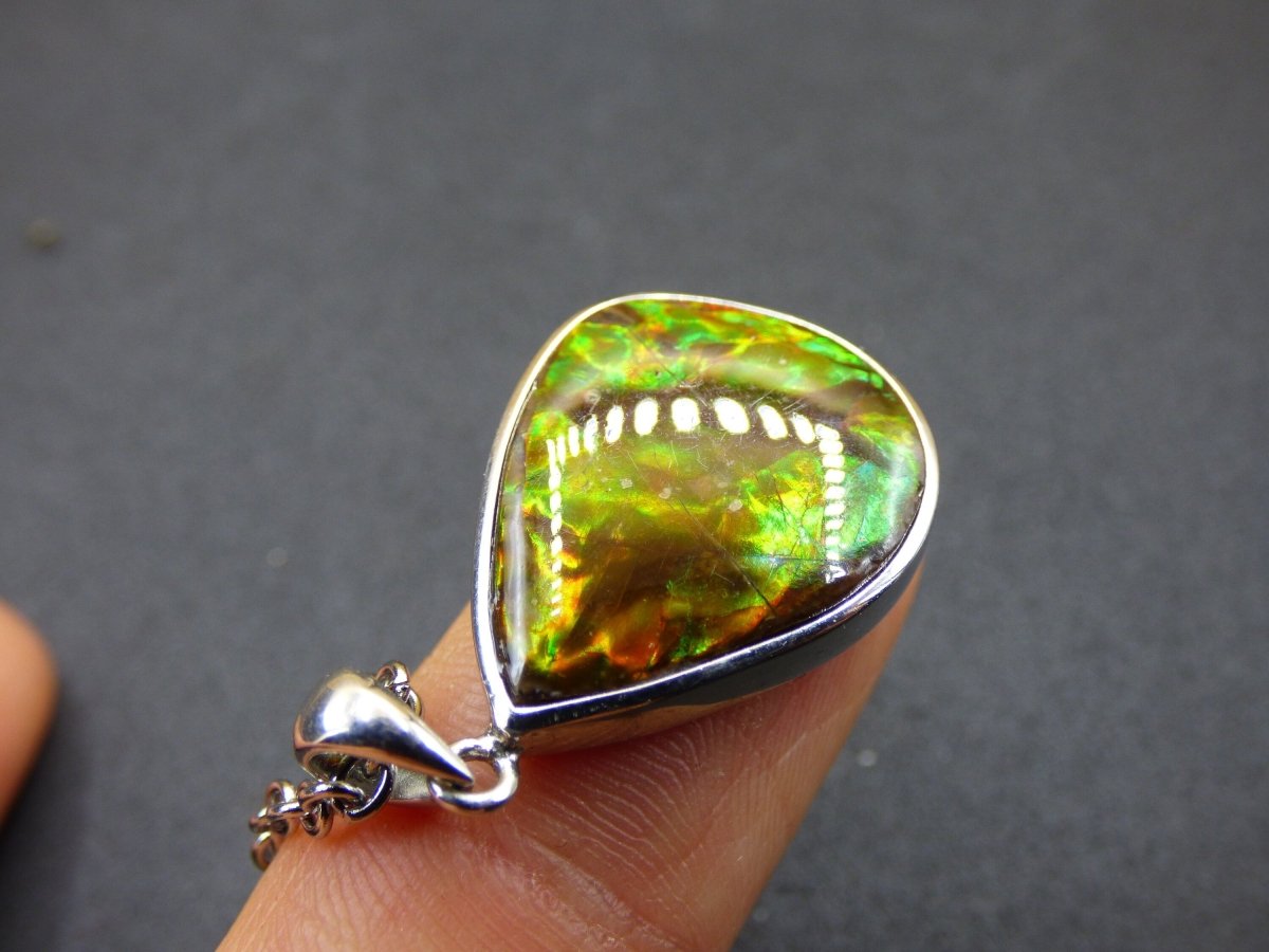 Ammolite Edelstein Kette 925 Sterling Silber ~ Opalisierend ~HIPPIE~GOA~Boho~Ethno~Nature~Heilstein~Fossil~Selten~Sammler~Magic~Grün~Flash - Art of Nature Berlin