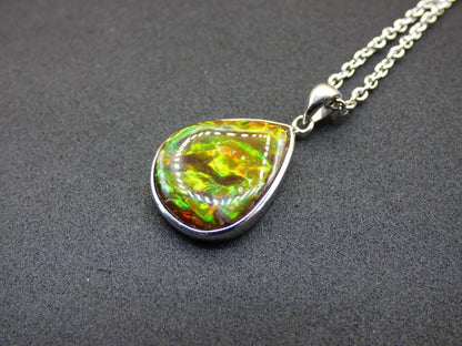 Ammolite Edelstein Kette 925 Sterling Silber ~ Opalisierend ~HIPPIE~GOA~Boho~Ethno~Nature~Heilstein~Fossil~Selten~Sammler~Magic~Grün~Flash - Art of Nature Berlin