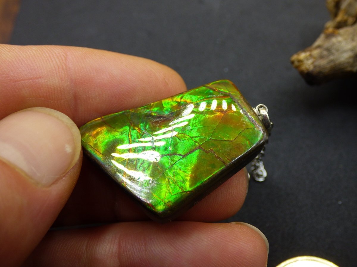 Ammolite Edelstein Kette 925 Sterling Silber ~ Opalisierend ~HIPPIE~GOA~Boho~Ethno~Nature~Heilstein~Fossil~Selten~Sammler~Magic~Grün~Flash - Art of Nature Berlin