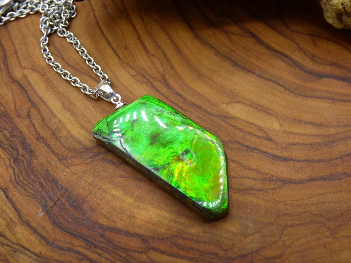 Ammolite Edelstein Kette 925 Sterling Silber ~ Opalisierend ~HIPPIE~GOA~Boho~Ethno~Nature~Heilstein~Fossil~Selten~Sammler~Magic~Grün~Flash - Art of Nature Berlin