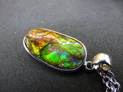 Ammolite Edelstein Kette 925 Sterling Silber ~ Opalisierend ~HIPPIE~GOA~Boho~Ethno~Nature~Heilstein~Fossil~Selten~Sammler~Magic~Grün~Flash - Art of Nature Berlin