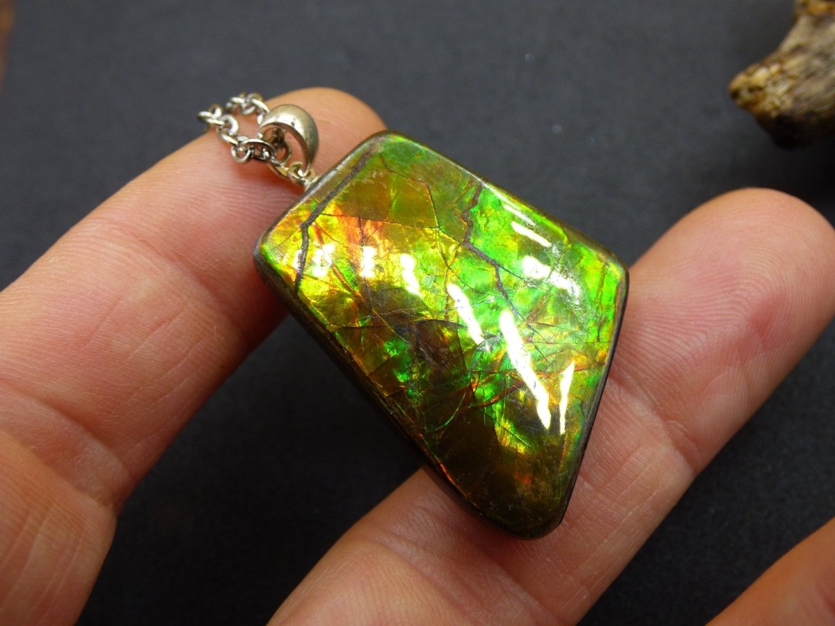 Ammolite Edelstein Kette 925 Sterling Silber ~ Opalisierend ~HIPPIE~GOA~Boho~Ethno~Nature~Heilstein~Fossil~Selten~Sammler~Magic~Grün~Flash - Art of Nature Berlin