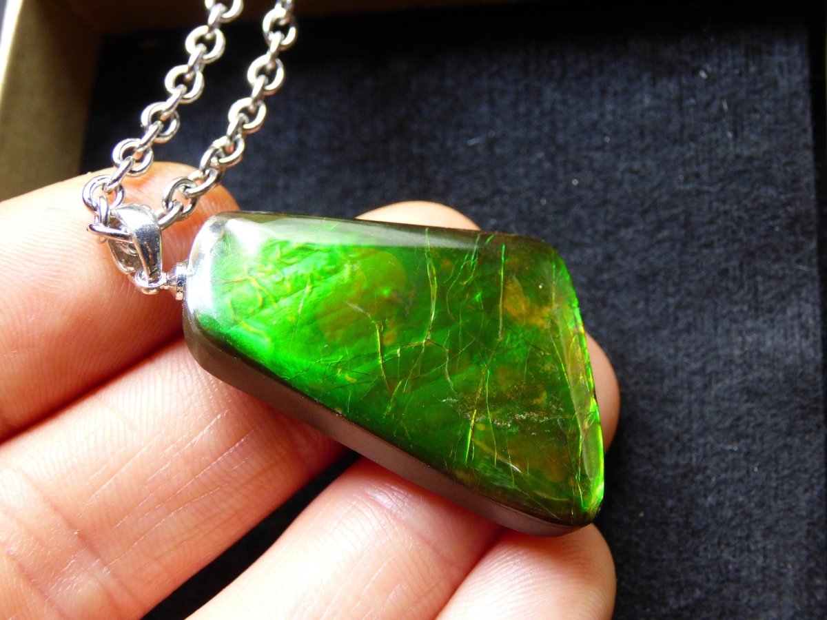 Ammolite Edelstein Kette 925 Sterling Silber ~ Opalisierend ~HIPPIE~GOA~Boho~Ethno~Nature~Heilstein~Fossil~Selten~Sammler~Magic~Grün~Flash - Art of Nature Berlin