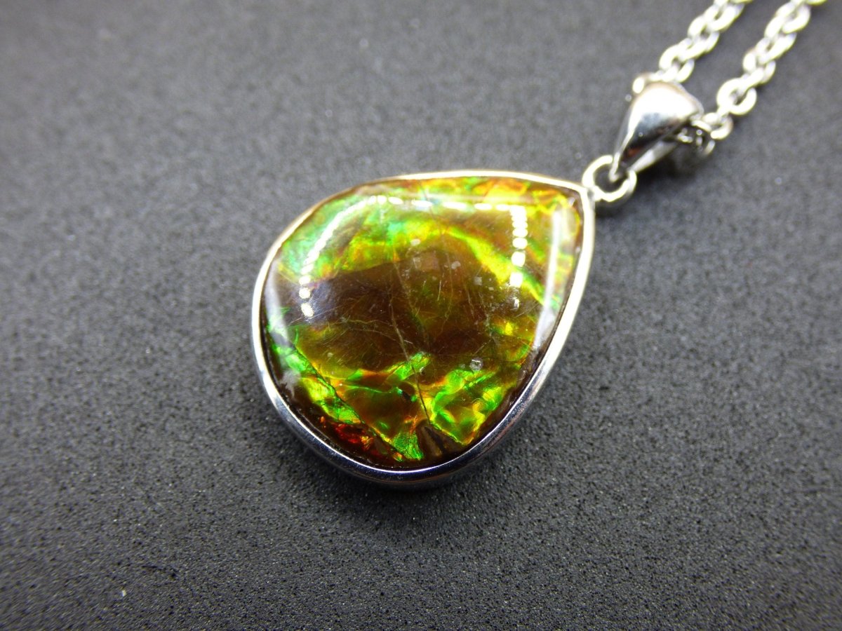 Ammolite Edelstein Kette 925 Sterling Silber ~ Opalisierend ~HIPPIE~GOA~Boho~Ethno~Nature~Heilstein~Fossil~Selten~Sammler~Magic~Grün~Flash - Art of Nature Berlin