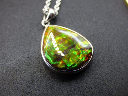 Ammolite Edelstein Kette 925 Sterling Silber ~ Opalisierend ~HIPPIE~GOA~Boho~Ethno~Nature~Heilstein~Fossil~Selten~Sammler~Magic~Grün~Flash - Art of Nature Berlin