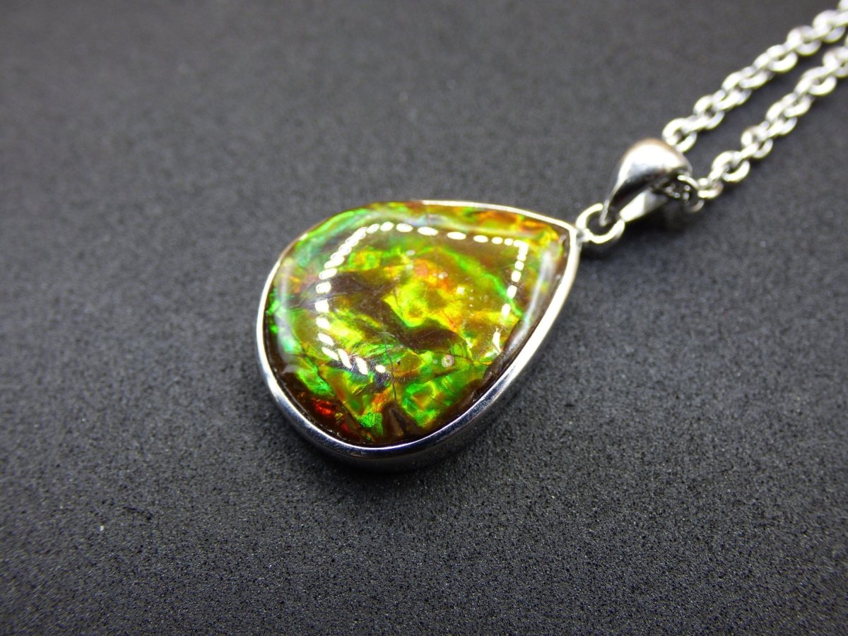 Ammolite Edelstein Kette 925 Sterling Silber ~ Opalisierend ~HIPPIE~GOA~Boho~Ethno~Nature~Heilstein~Fossil~Selten~Sammler~Magic~Grün~Flash - Art of Nature Berlin